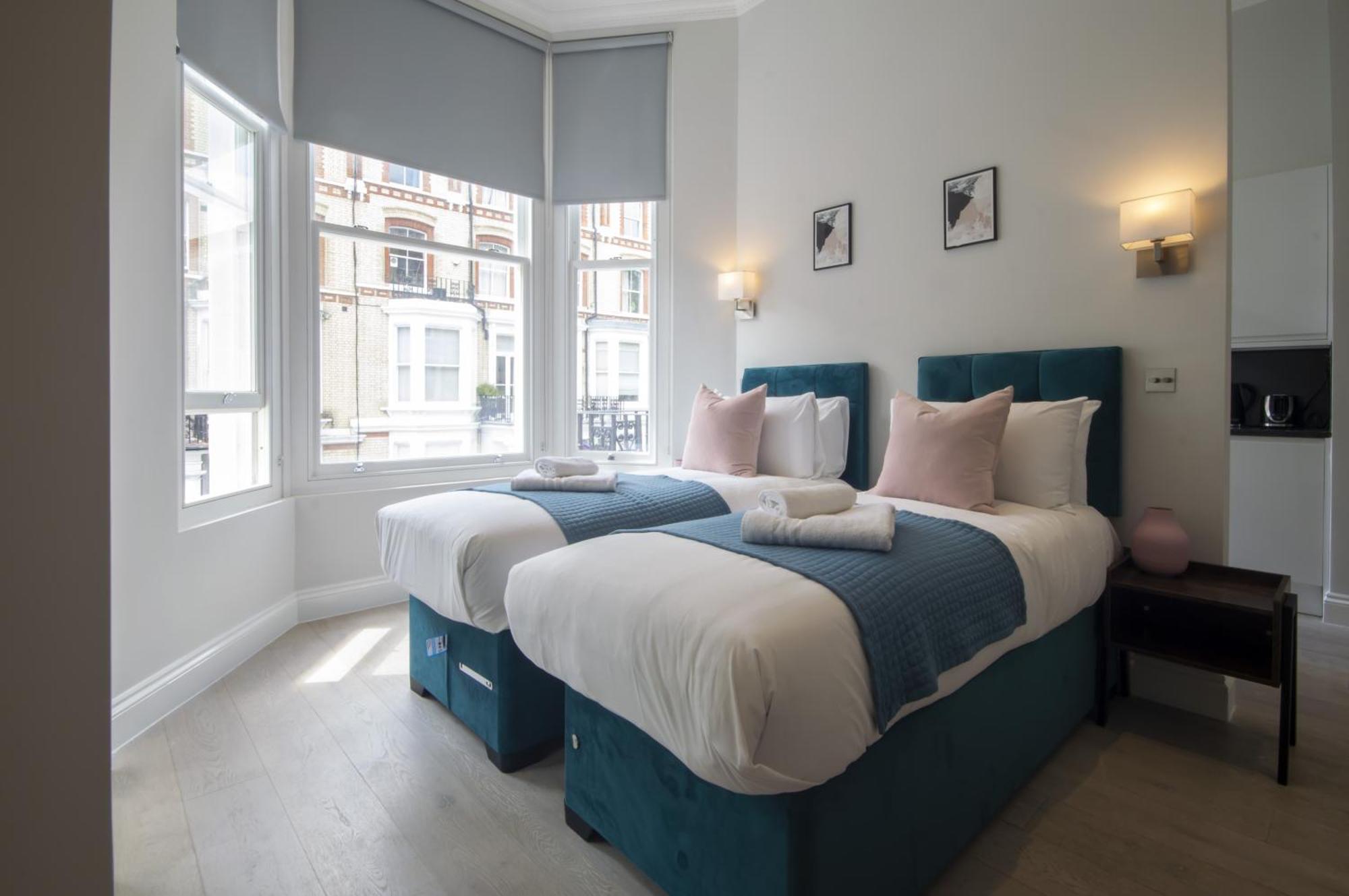 High Street Kensington By Viridian Apartments London Exterior photo
