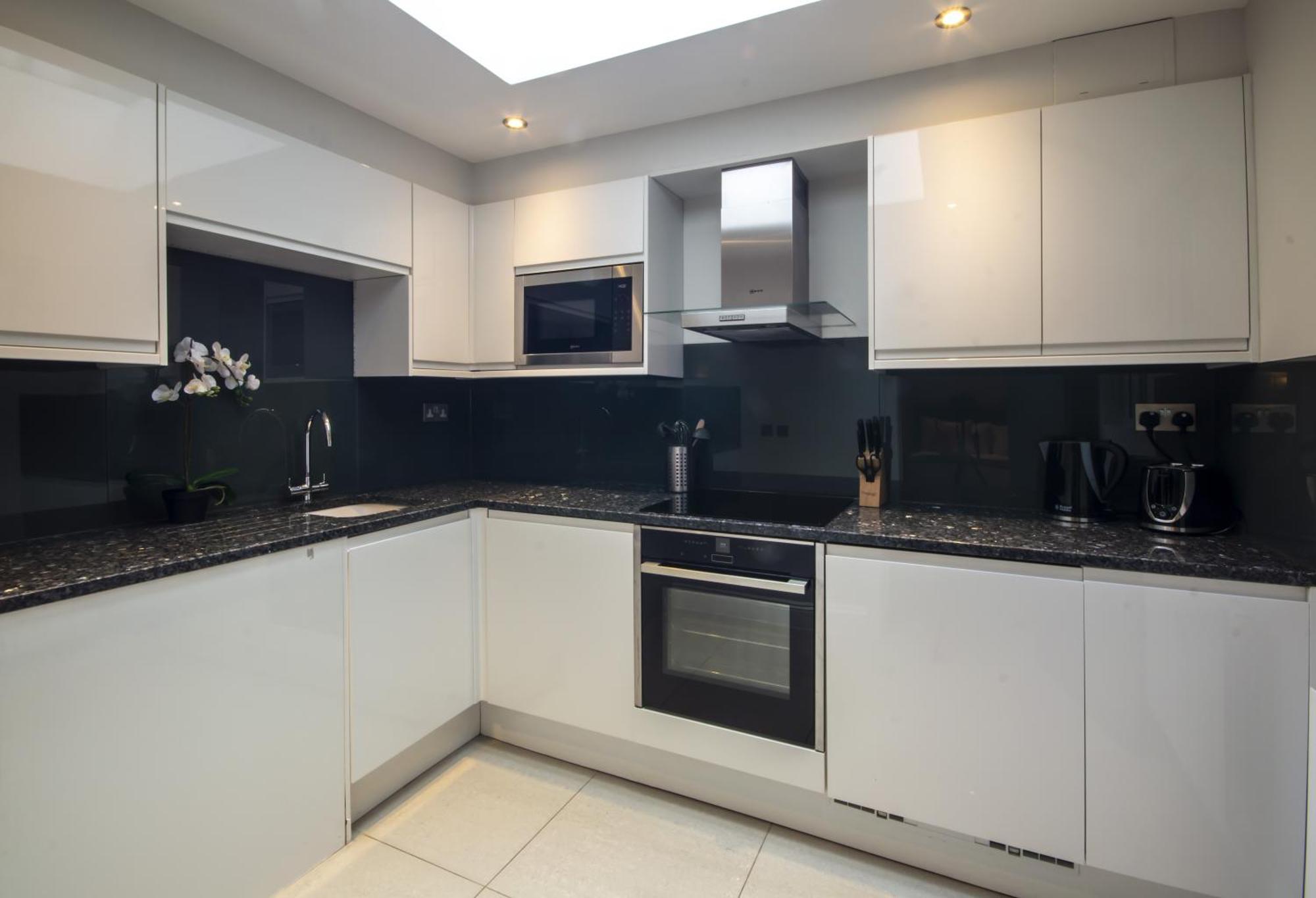 High Street Kensington By Viridian Apartments London Exterior photo