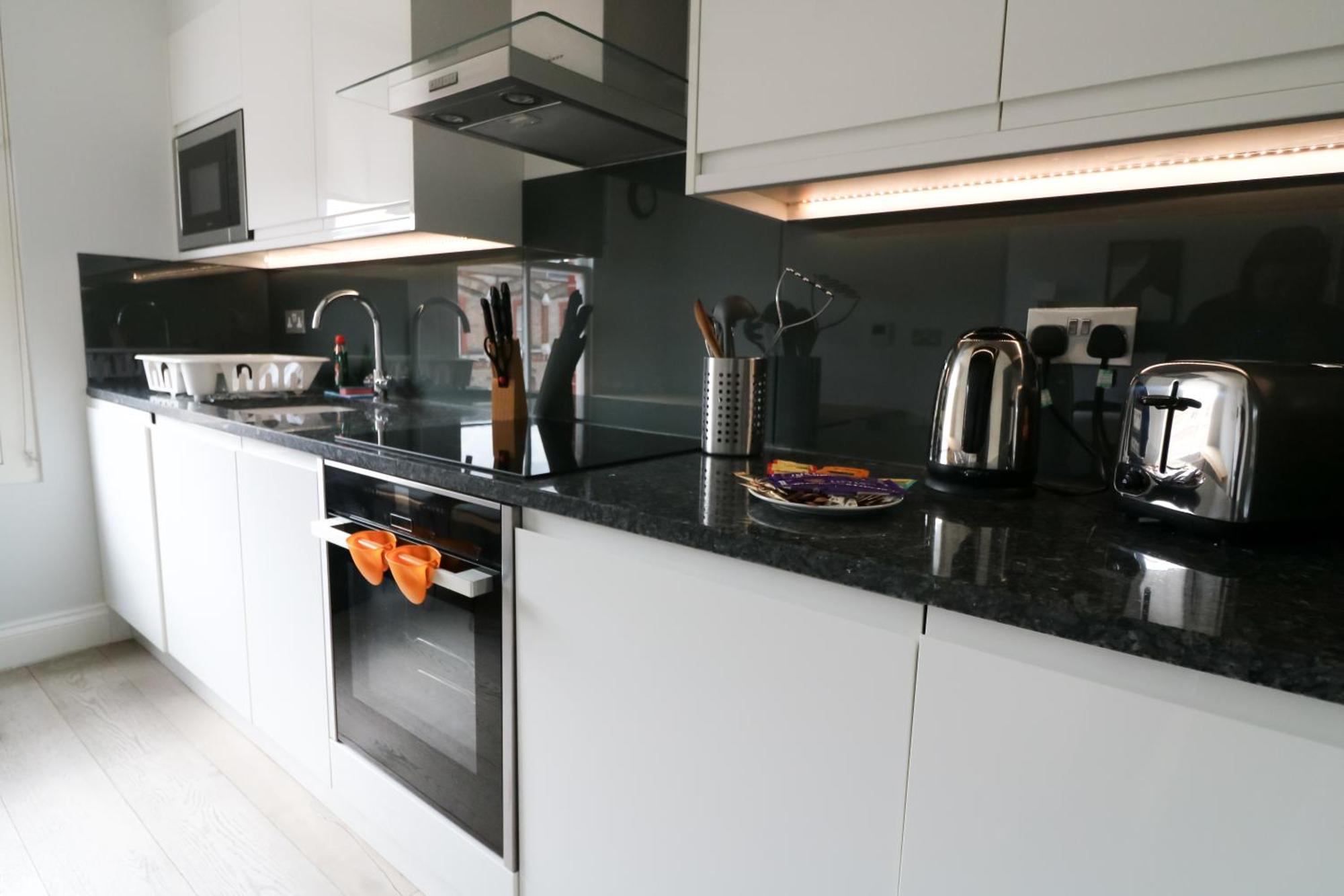 High Street Kensington By Viridian Apartments London Exterior photo